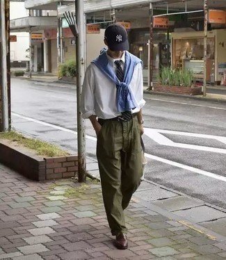 С чем носить прозрачную большую сумку мужчине