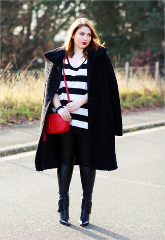 Как носить пальто с леггинсами