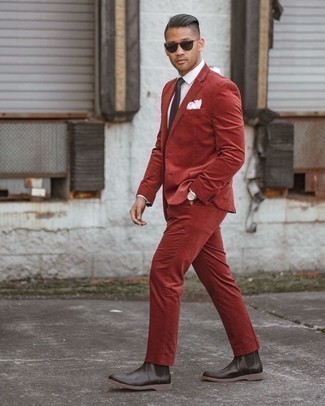 С чем носить вельветовый костюм