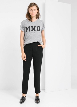 Как носить футболку с круглым вырезом с монками с двумя ремешками женщине