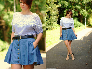 С чем носить блузку крючком