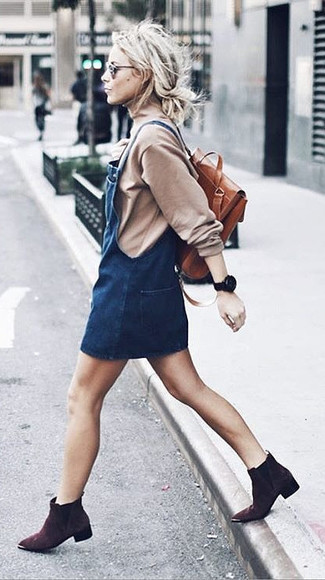 Какие водолазки носить с темно-коричневыми ботильонами