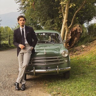 С чем носить темно-коричневый пиджак мужчине