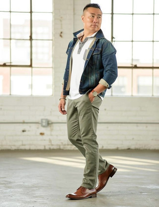 С чем носить темно-коричневые ботинки мужчине