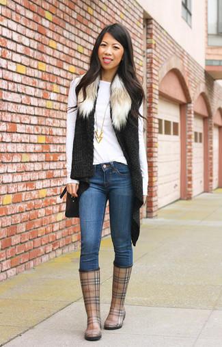 С чем носить темно-коричневые ботинки женщине