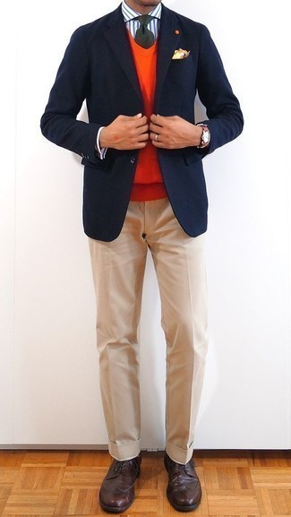 Какие трикотажные жилеты носить с темно-коричневыми брогами