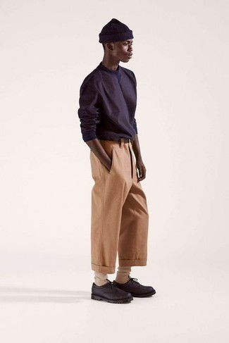 С чем носить темно-коричневый ремень из плотной ткани мужчине