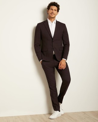 С чем носить темно-коричневый костюм в клетку