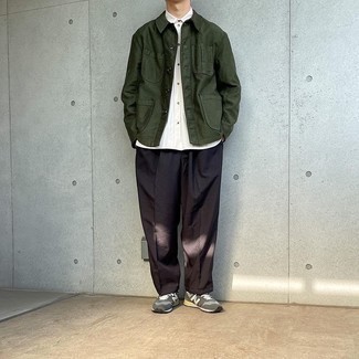 С чем носить темно-коричневые брюки чинос