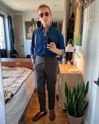 С чем носить темно-коричневые брюки чинос