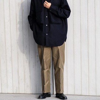 Какие лоферы носить с темно-коричневыми брюками чинос