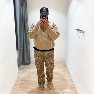 Какие ветровки носить с темно-коричневыми брюками чинос