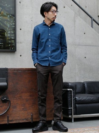 С чем носить темно-коричневые массивные туфли дерби