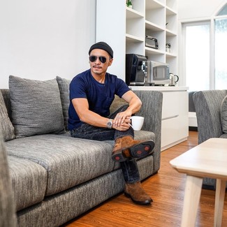 С чем носить темно-коричневые ковбойские сапоги мужчине