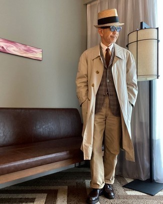 Какие плащи носить с темно-коричневыми ботинками дезертами