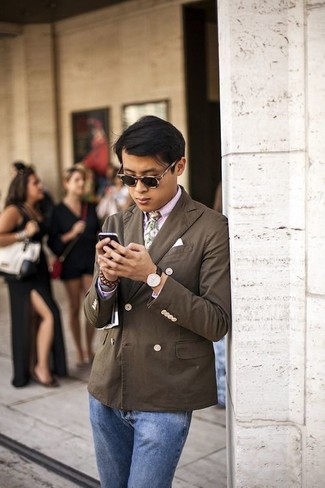 С чем носить темно-коричневый двубортный пиджак мужчине