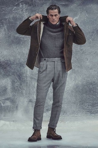 Какие повседневные ботинки носить с темно-коричневой полевой курткой