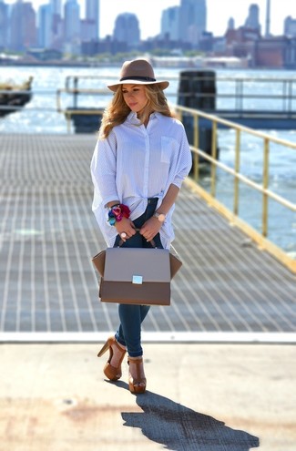 С чем носить темно-коричневую шляпу женщине