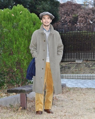 С чем носить темно-коричневые кожаные ботинки челси мужчине