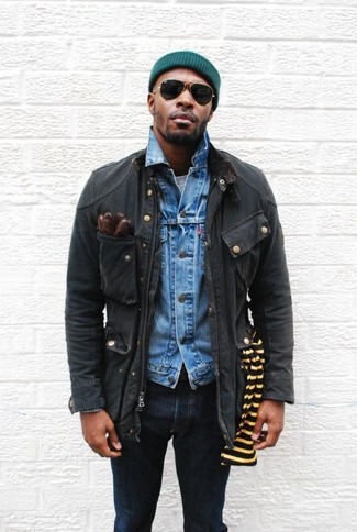 С чем носить темно-коричневые кожаные перчатки мужчине