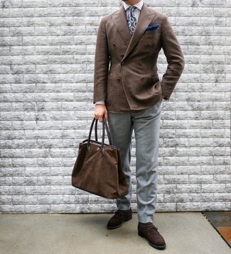 Какие двубортные пиджаки носить с темно-коричневыми монками