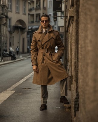 Какие плащи носить с темно-коричневыми монками