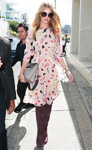 С чем носить темно-коричневые ботфорты