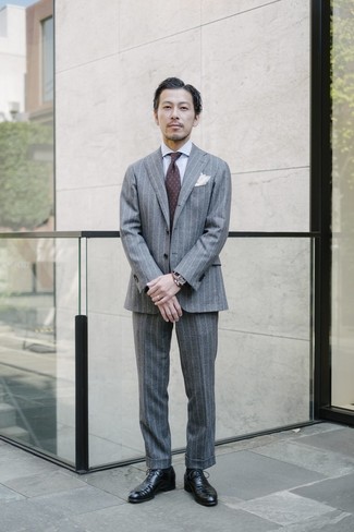 С чем носить темно-коричневый галстук с "огурцами" мужчине