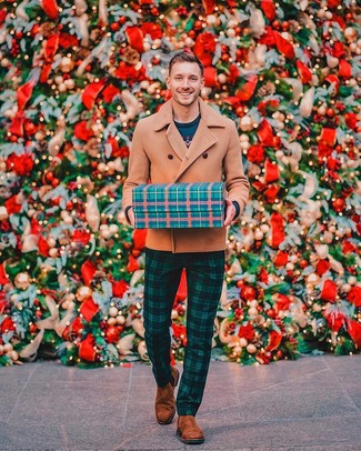 С чем носить темно-коричневое полупальто