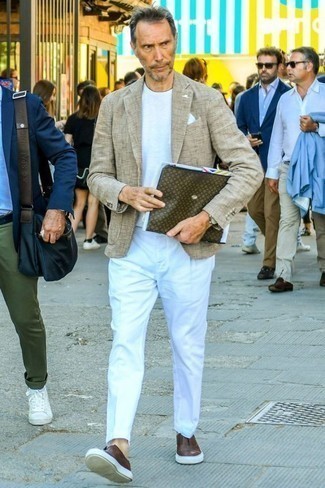 С чем носить темно-коричневые слипоны мужчине