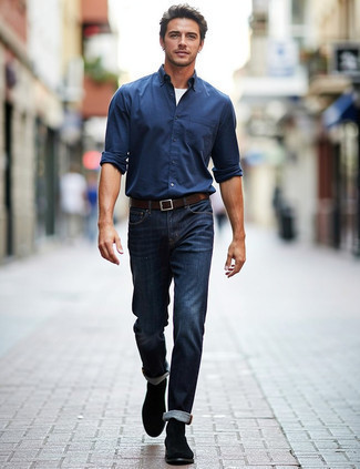 С чем носить темно-коричневый замшевый ремень мужчине