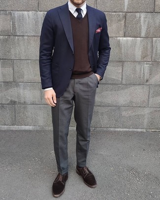 С чем носить темно-коричневые замшевые туфли дерби