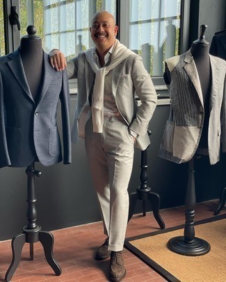 С чем носить темно-коричневые замшевые туфли дерби