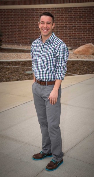 С чем носить темно-коричневые замшевые рабочие ботинки мужчине