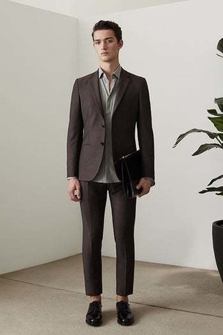 Какие туфли дерби носить с темно-коричневым костюмом