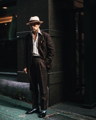 Какие лоферы носить с темно-коричневым костюмом