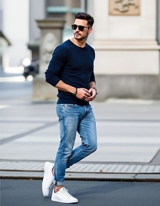 С чем носить темно-коричневые солнцезащитные очки мужчине