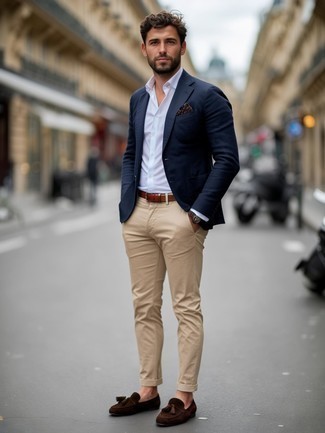 С чем носить темно-коричневые лоферы с кисточками