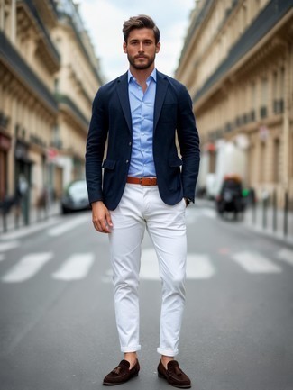 С чем носить темно-коричневые лоферы с кисточками