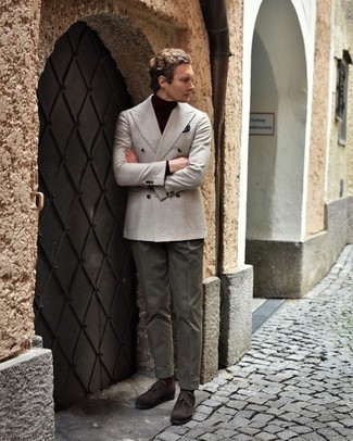 Какие броги носить с темно-коричневой водолазкой