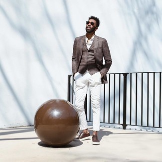 Какие броги носить с темно-коричневым жилетом