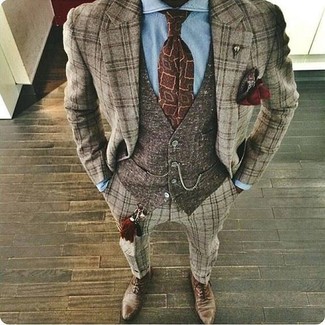 Какие костюмы носить с темно-коричневым жилетом