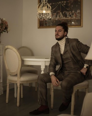 С чем носить темно-зеленый браслет из бисера мужчине