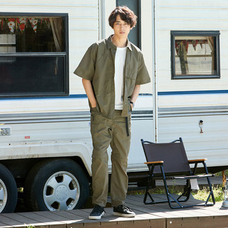 С чем носить темно-зеленый ремень мужчине