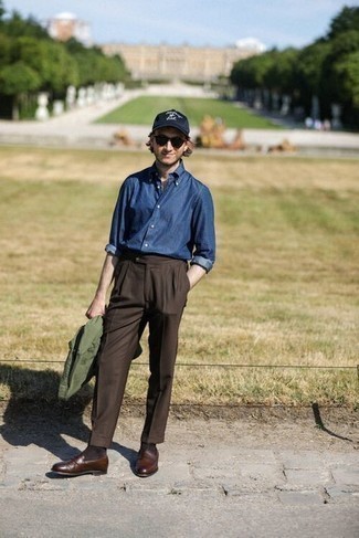 Какие лоферы носить с темно-зеленым пиджаком мужчине