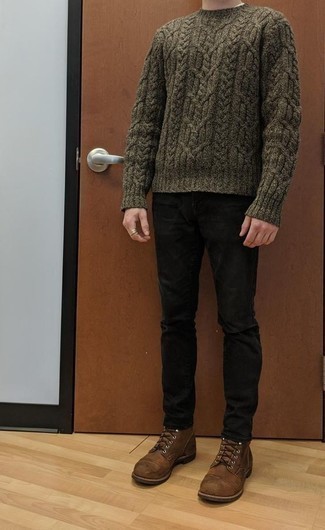 Какие повседневные ботинки носить с темно-зеленым вязаным свитером мужчине