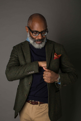 С чем носить темно-зеленые часы из плотной ткани мужчине