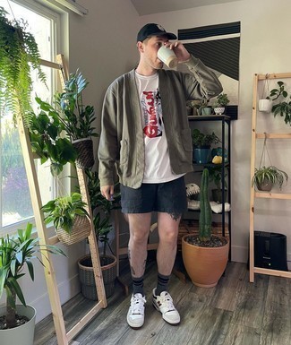 С чем носить темно-зеленый кардиган мужчине