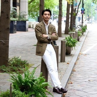 С чем носить темно-зеленый шерстяной пиджак в клетку мужчине