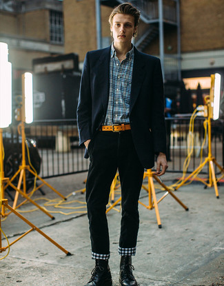 С чем носить темно-зеленые вельветовые брюки мужчине